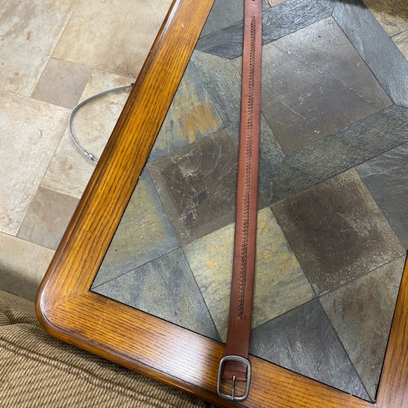 Guess Belt - Picture 1 of 3